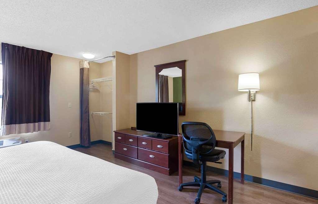 Extended Stay America Suites - Milwaukee - Вауватоса Номер фото